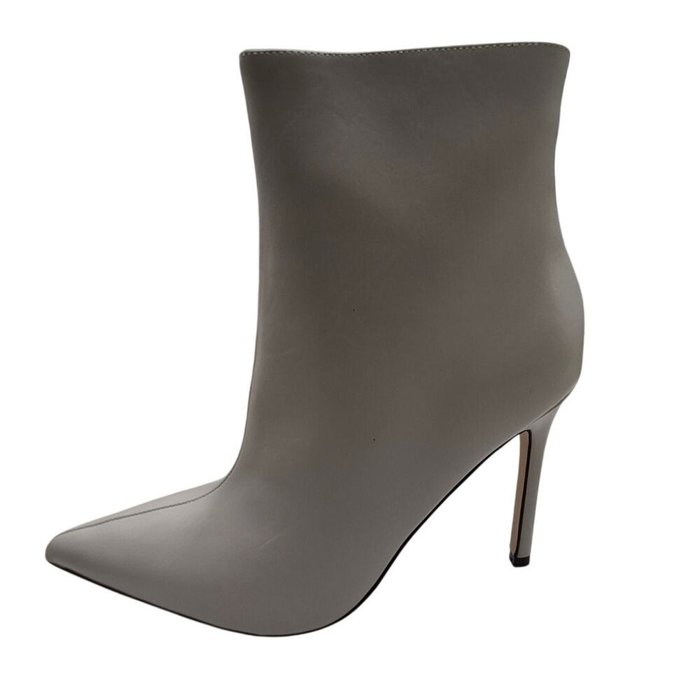 NEW Nine West Farrah stiletto heeled booties white pointed-toe ankle boots sz 9